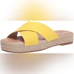 NIB Lucky Brand Gayte Slip On Sandal Yellow Checkered Maize Seersucker Size 7.5